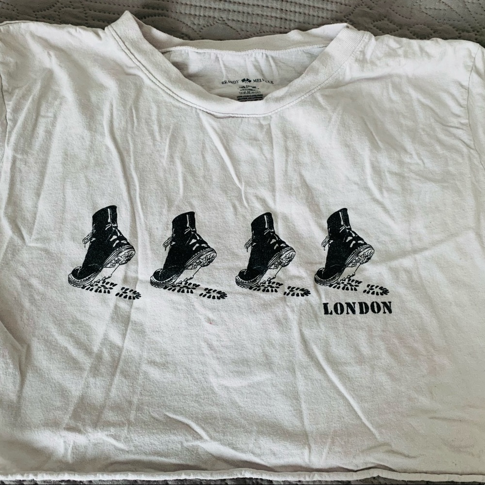 brandy melville london crop top